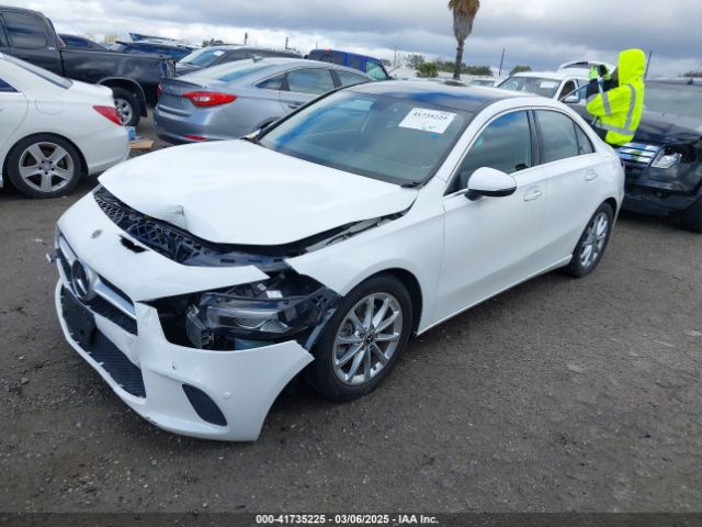 W1K3G4EBXMJ268649 Mercedes-Benz A 220