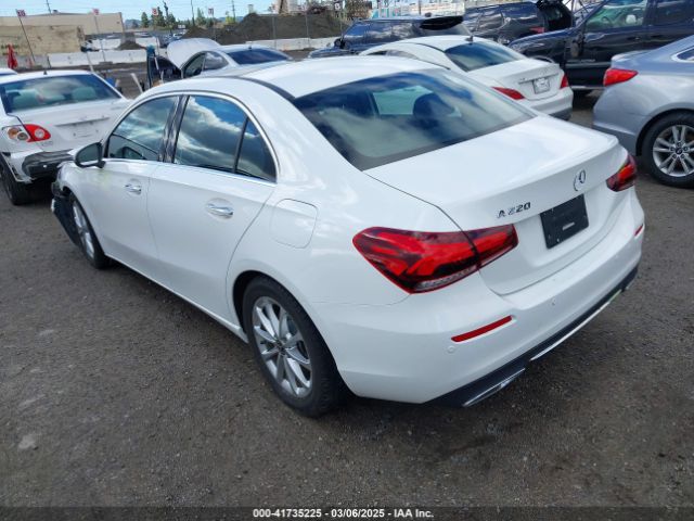 W1K3G4EBXMJ268649 Mercedes-Benz A 220