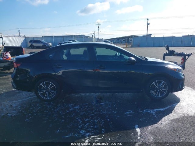 KIA Forte Lxs 2023 3KPF24AD4PE585213 Image 13