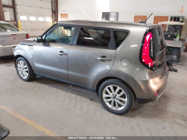 KNDJP3A50J7538671 KIA SOUL +