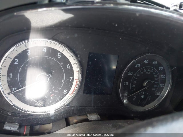 KMHRC8A37NU177565 Hyundai Venue Limited