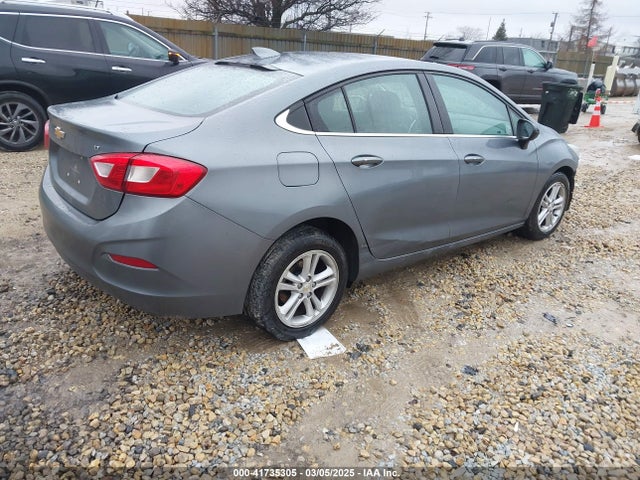 1G1BE5SM0J7133026 Chevrolet Cruze Lt Auto