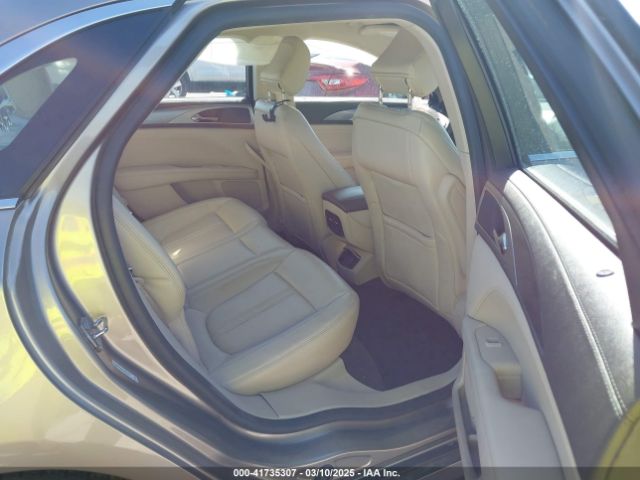 2020 LINCOLN MKZ 3LN6L5A92LR615659 Photo 7