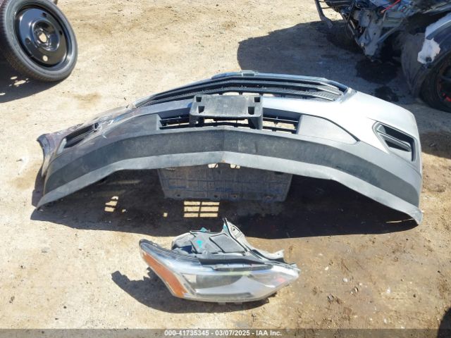 1GNERFKW7JJ200974 Chevrolet Traverse Ls