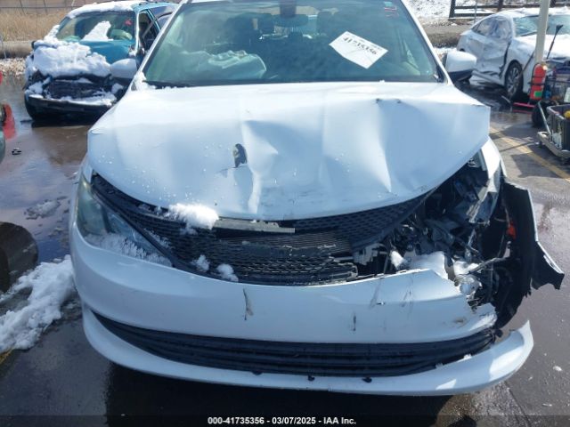 2C4RC1DG3LR266103 Chrysler Voyager Lxi