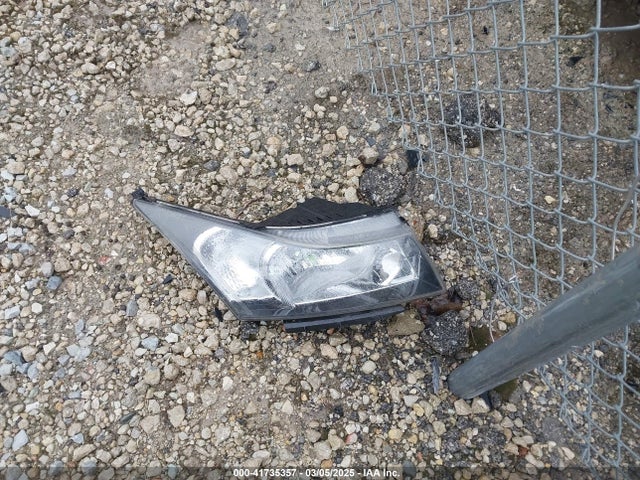 1G1PA5SH0F7274058 Chevrolet Cruze Ls Auto