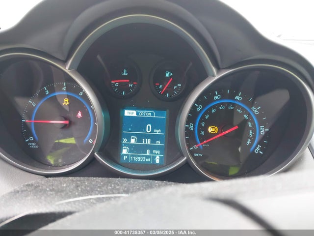 1G1PA5SH0F7274058 Chevrolet Cruze Ls Auto