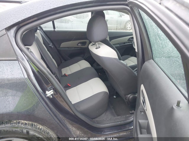 1G1PA5SH0F7274058 Chevrolet Cruze Ls Auto