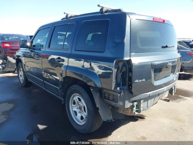 1C4NJPBB8GD590672 Jeep Patriot Sport