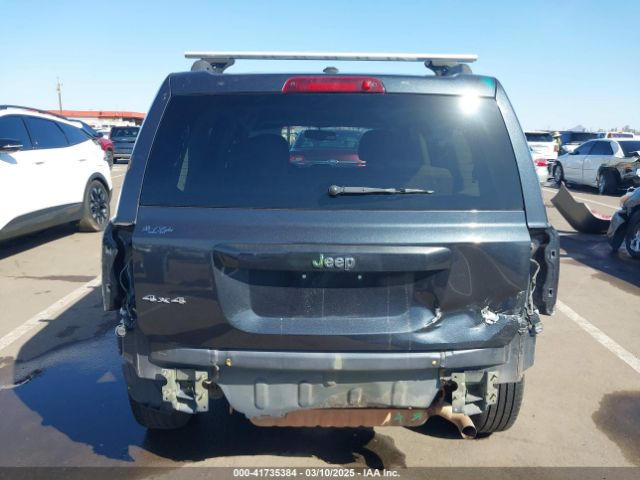 1C4NJPBB8GD590672 Jeep Patriot Sport
