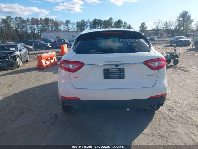 ZN661XUA9JX295951 Maserati Levante