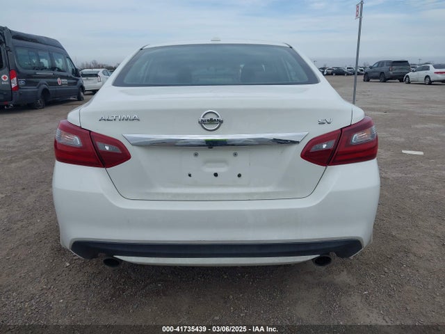 1N4AL3AP9JC210806 Nissan Altima 2.5 Sv