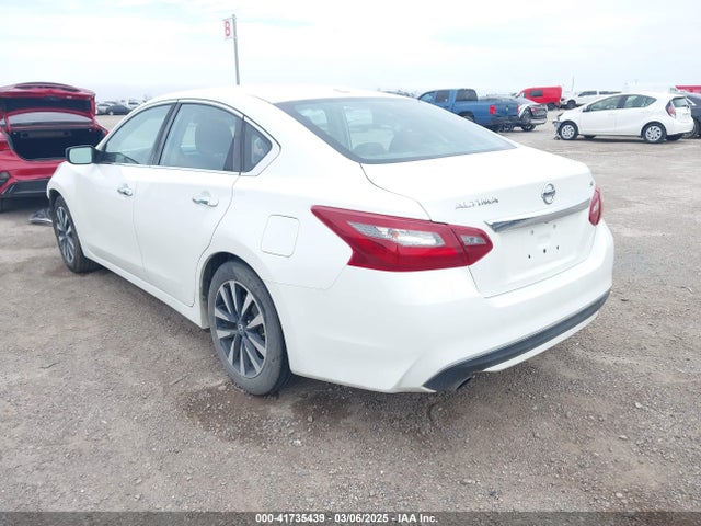 1N4AL3AP9JC210806 Nissan Altima 2.5 Sv