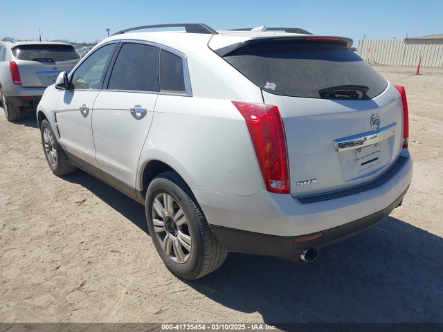 2011 CADILLAC SRX 3GYFNGEY7BS559988 Photo 2