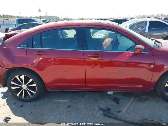 1C3CCBBG4EN187283 Chrysler 200 Touring