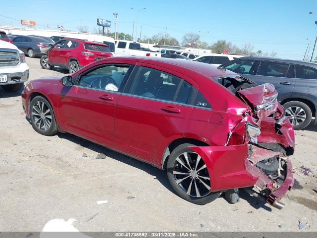 2014 CHRYSLER 200 1C3CCBBG4EN187283 Photo 2