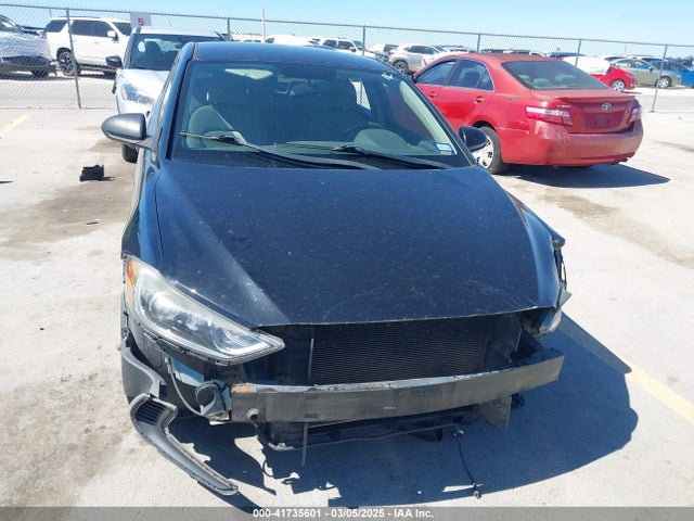 KMHD84LF8HU103555 Hyundai ELANTRA SE