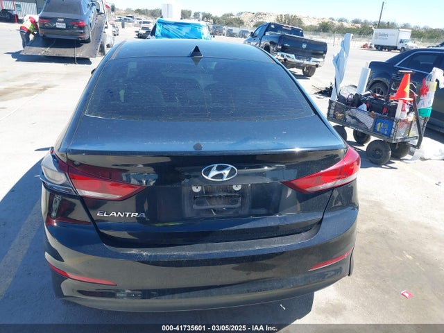 KMHD84LF8HU103555 Hyundai ELANTRA SE