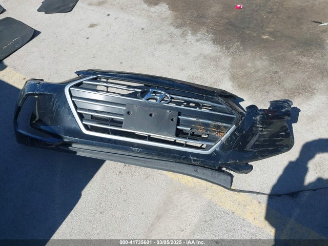 KMHD84LF8HU103555 Hyundai ELANTRA SE