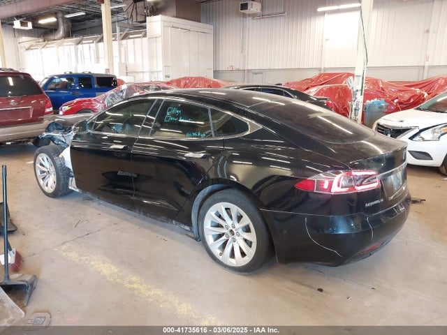 2017 TESLA MODEL S 5YJSA1E11HF184410 Photo 2