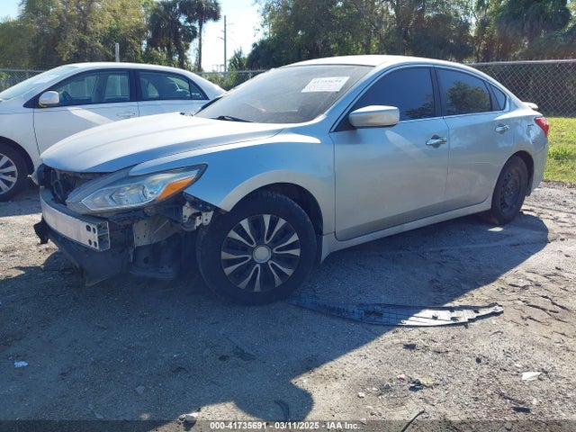 1N4AL3AP5HC239326 Nissan Altima 2.5 S