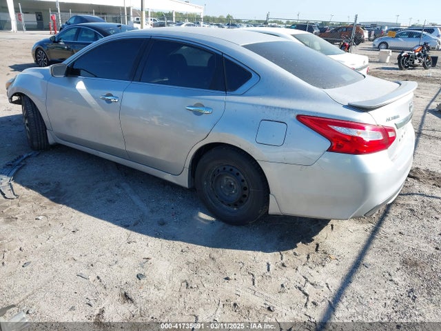 1N4AL3AP5HC239326 Nissan Altima 2.5 S