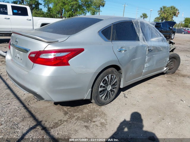 1N4AL3AP5HC239326 Nissan Altima 2.5 S