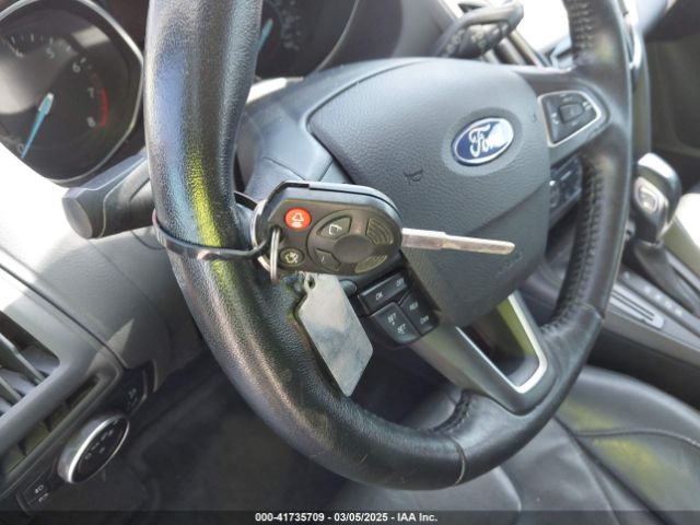 1FADP3K20FL274809 Ford FOCUS SE