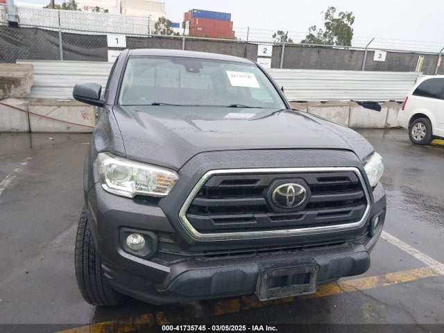 5TFAX5GN8KX162919 Toyota Tacoma Sr5