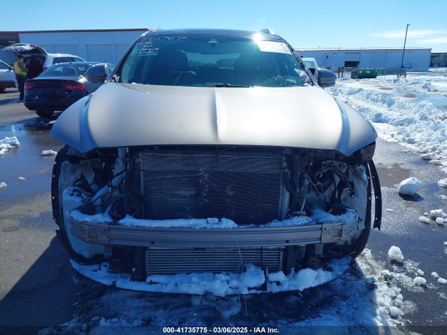 2LMPJ8LPXKBL67069 Lincoln 2.7l gtdi