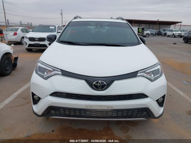 JTMNFREV2HJ707667 Toyota RAV4 SE