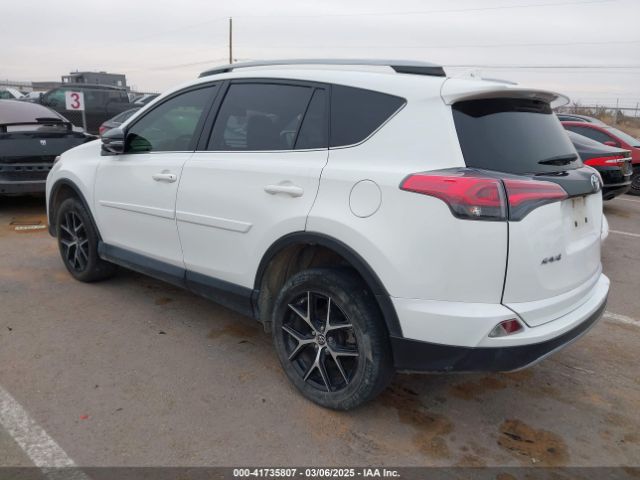 JTMNFREV2HJ707667 Toyota RAV4 SE