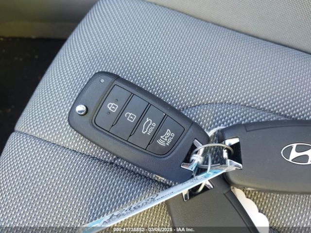 KMHLL4DG2RU826658 Hyundai ELANTRA SE