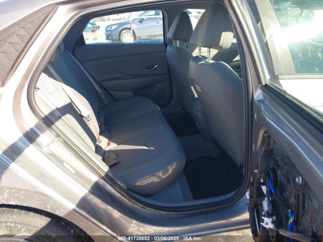 KMHLL4DG2RU826658 Hyundai ELANTRA SE