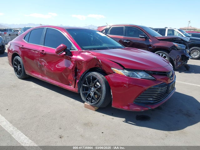 4T1B11HK1JU583024 Toyota CAMRY LE