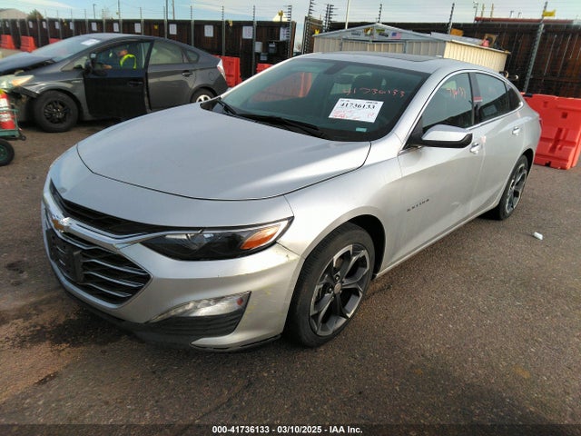 1G1ZD5ST4NF137939 Chevrolet Malibu Fwd Lt