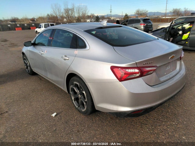 1G1ZD5ST4NF137939 Chevrolet Malibu Fwd Lt