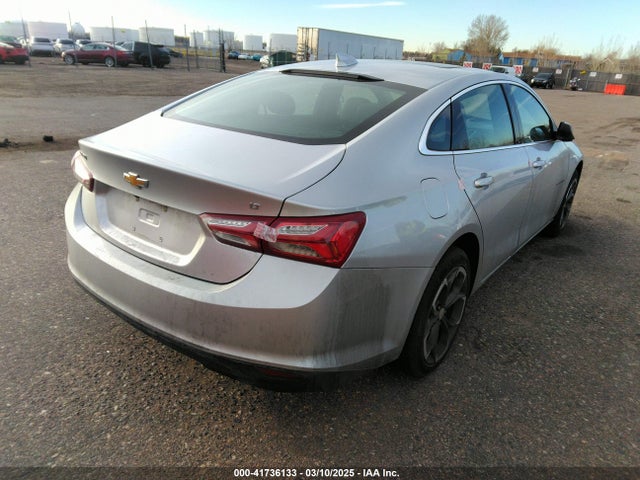 1G1ZD5ST4NF137939 Chevrolet Malibu Fwd Lt
