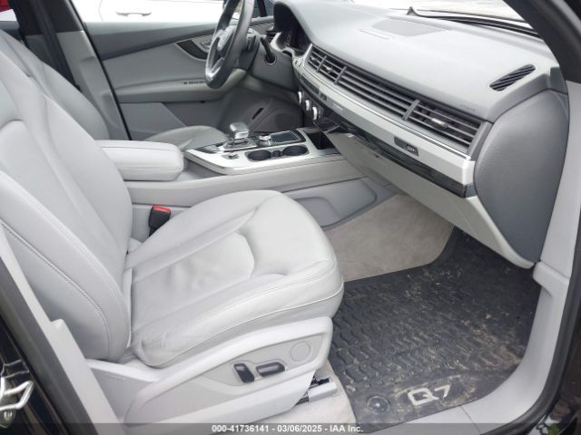 WA1LHAF77KD038525 Audi Q7 45 Premium/45 Se Premium