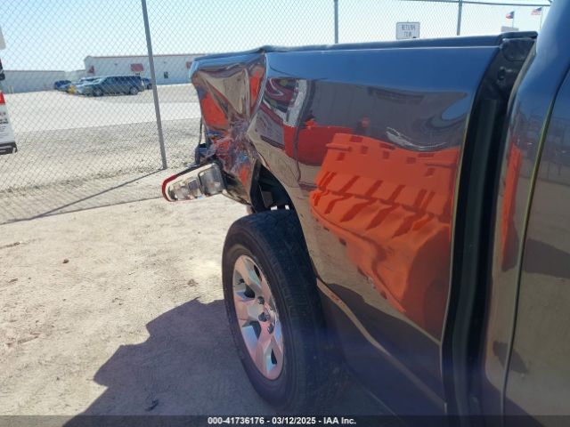 1C6RREBTXNN201312 RAM 1500 Lone Star  4x2 6'4 Box
