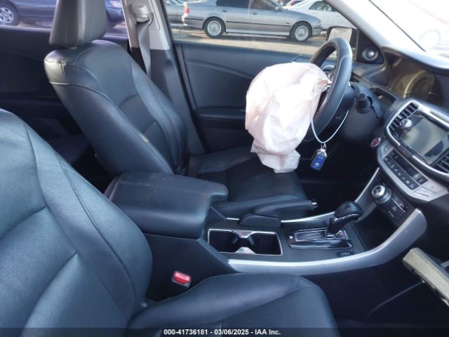 1HGCR6F74FA005216 Honda Accord Hybrid Touring
