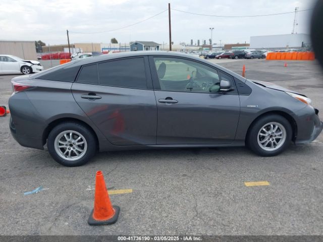 JTDKARFU8G3028884 Toyota Prius Three