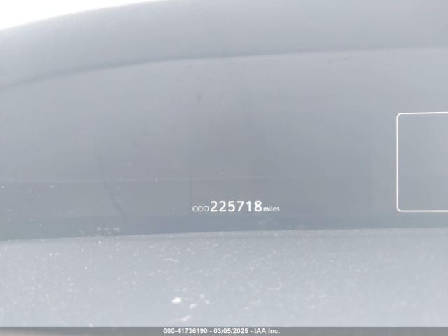 JTDKARFU8G3028884 Toyota Prius Three