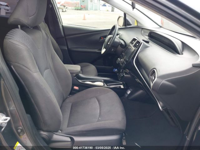 JTDKARFU8G3028884 Toyota Prius Three