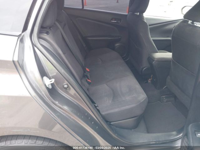 JTDKARFU8G3028884 Toyota Prius Three