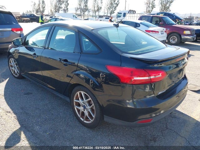 Ford FOCUS SE 2015 1FADP3F28FL245164 Image 3