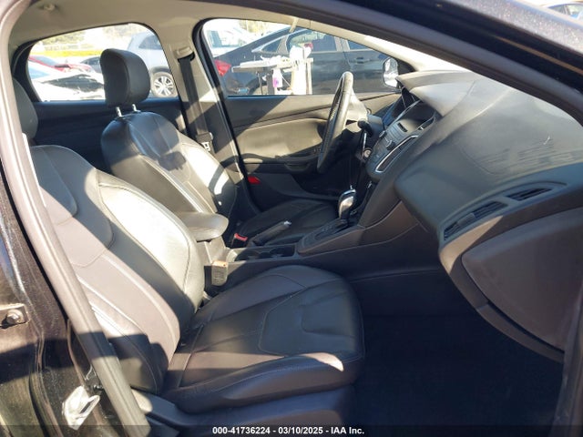 Ford FOCUS SE 2015 1FADP3F28FL245164 Image 5