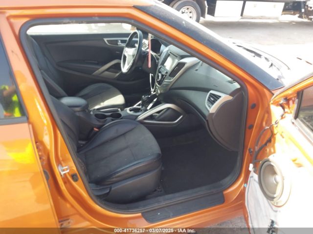 KMHTC6AD0FU233981 Hyundai Veloster