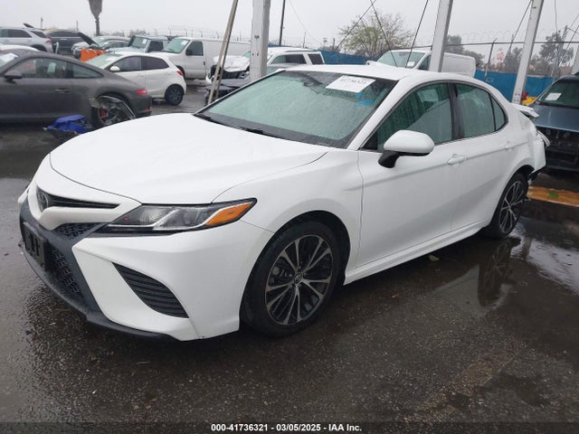 4T1B11HK9JU627254 Toyota CAMRY SE
