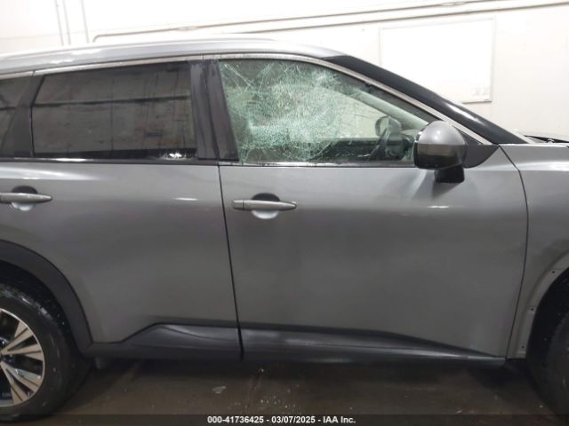 5N1BT3BB0NC671170 Nissan Rogue Sv Intelligent Awd
